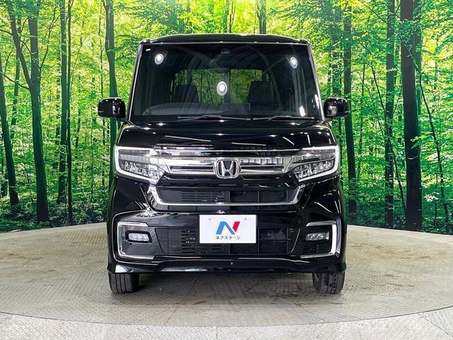 N-BOX 4WD
