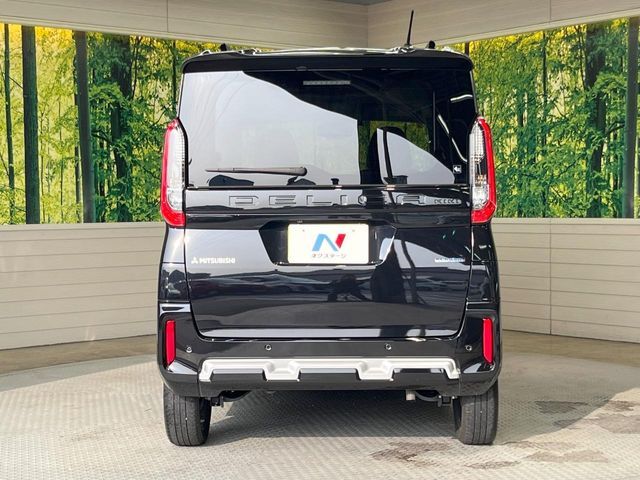 DELICA MINI