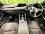 MAZDA3 FASTBACK