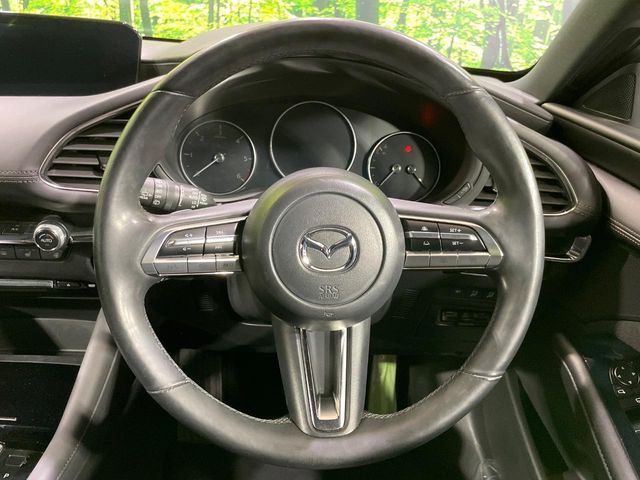 MAZDA3 FASTBACK