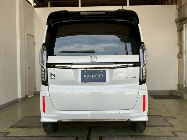 N-BOX CUSTOM