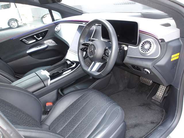 MERCEDES BENZ EQE