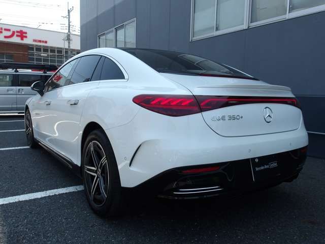 MERCEDES BENZ EQE