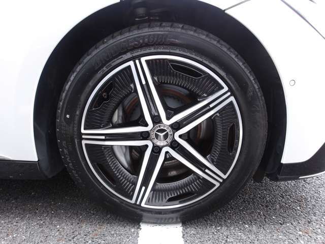 MERCEDES BENZ EQE