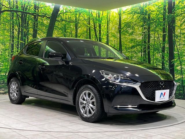 MAZDA2