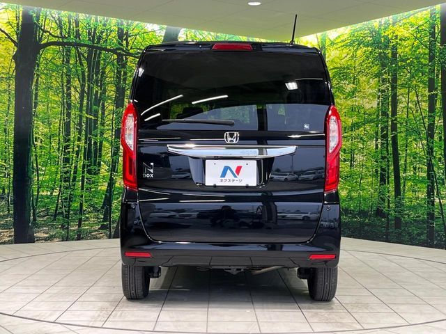 N BOX 4WD
