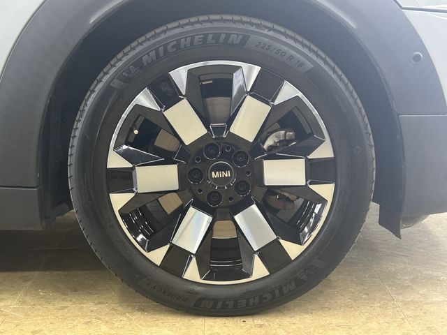 MINI COOPER S E CROSSOVER