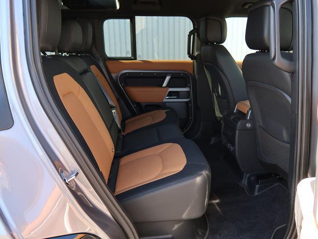 ROVER DEFENDER