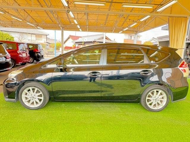 PRIUS Alpha