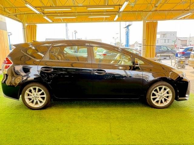 PRIUS Alpha