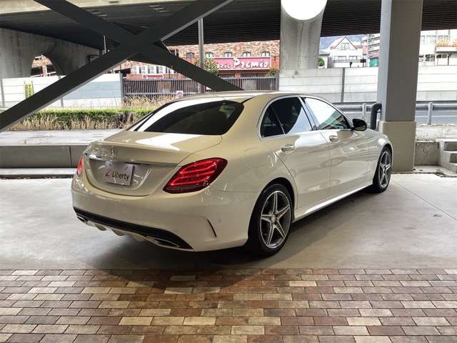 MERCEDES BENZ C class sedan