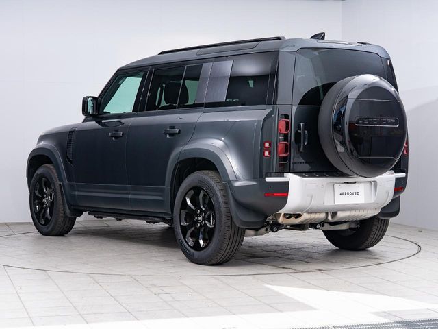 ROVER DEFENDER