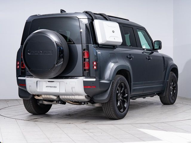 ROVER DEFENDER