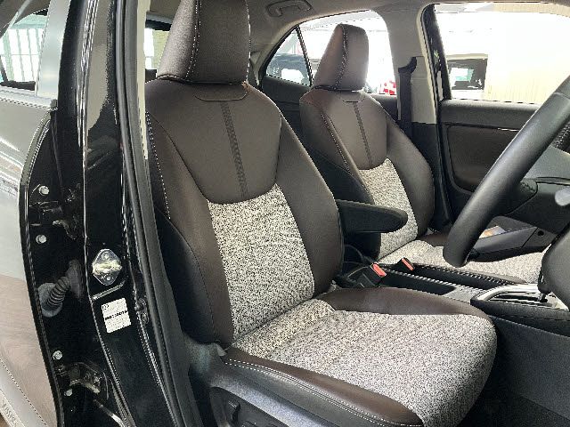 YARIS CROSS HYBRID