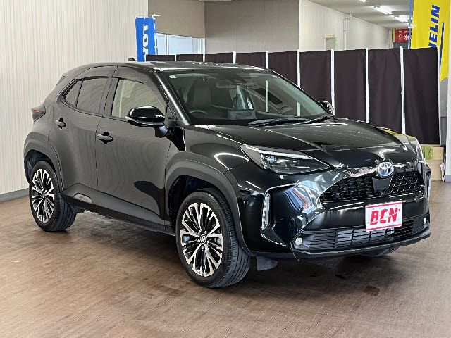 YARIS CROSS HYBRID