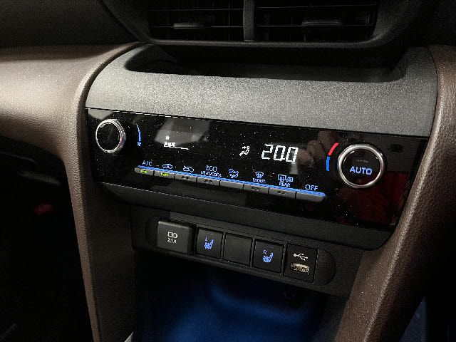 YARIS CROSS HYBRID