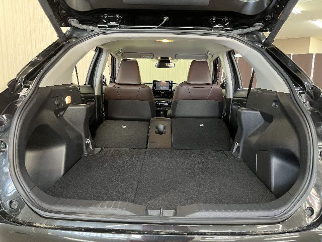 YARIS CROSS HYBRID