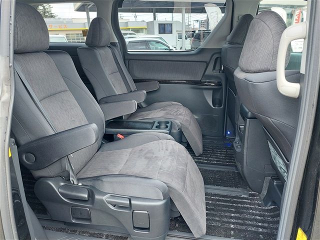 ALPHARD hybrid 4WD