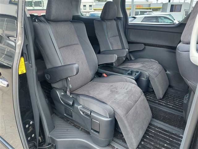 ALPHARD hybrid 4WD