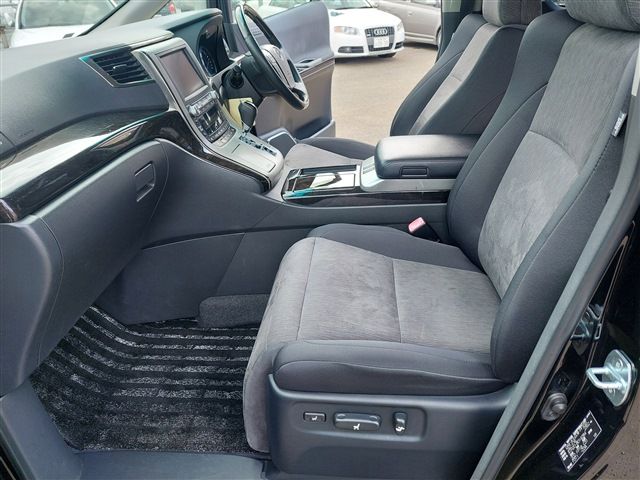 ALPHARD hybrid 4WD