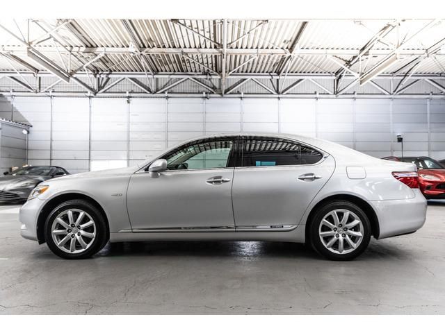 LEXUS LS600h
