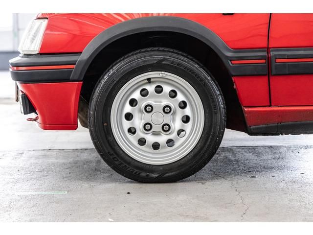 PEUGEOT 205 open