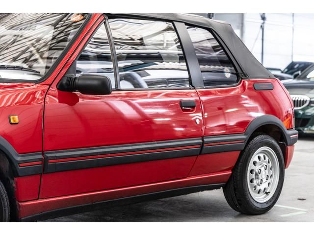 PEUGEOT 205 open