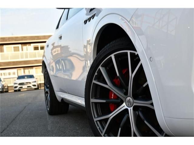 MASERATI Grecale
