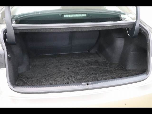 LEXUS IS300h