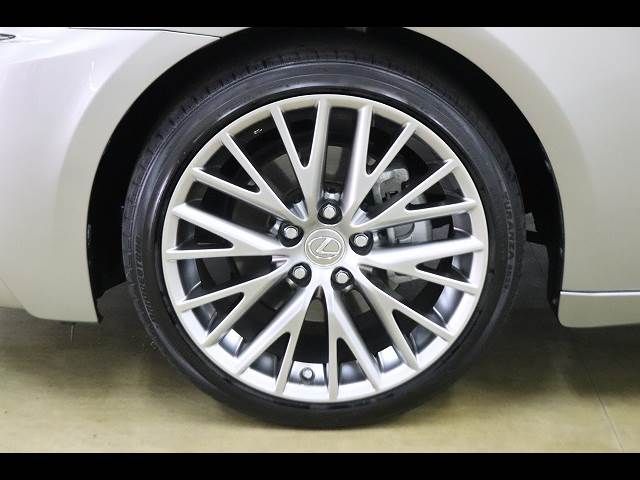 LEXUS IS300h