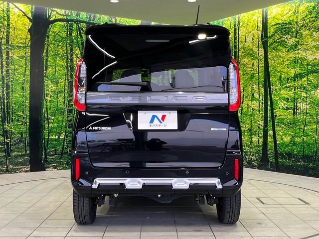 DELICA MINI