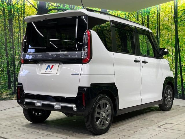 DELICA MINI