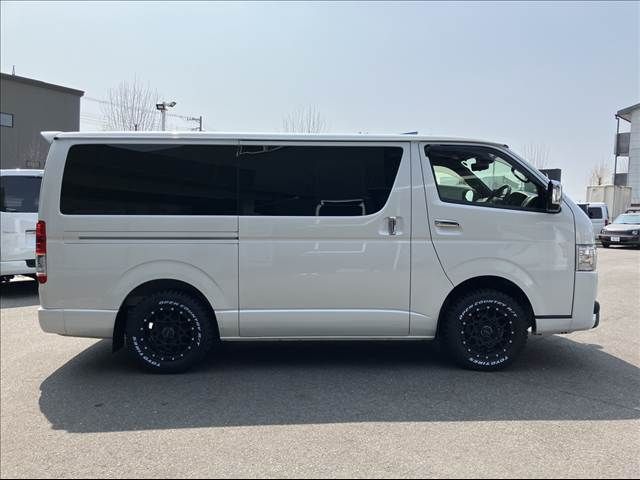 HIACE van 4WD