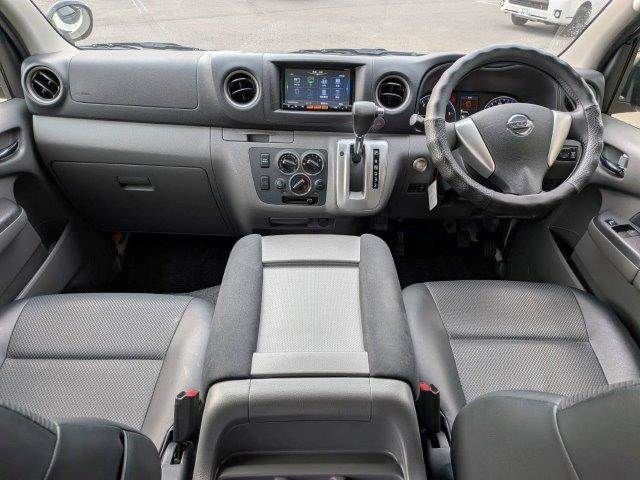 NV350 CARAVAN 4WD