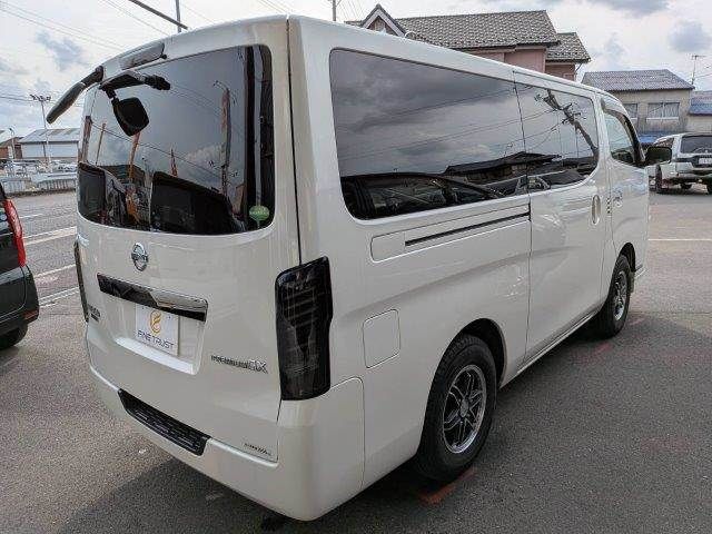 NV350 CARAVAN 4WD