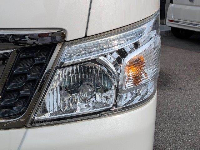 NV350 CARAVAN 4WD