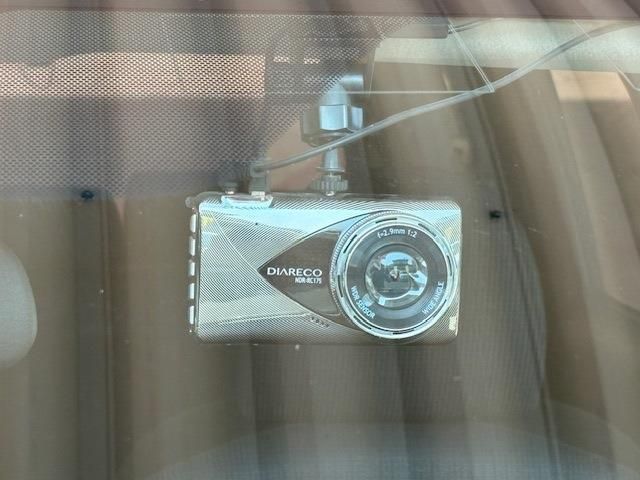 SIENTA HYBRID