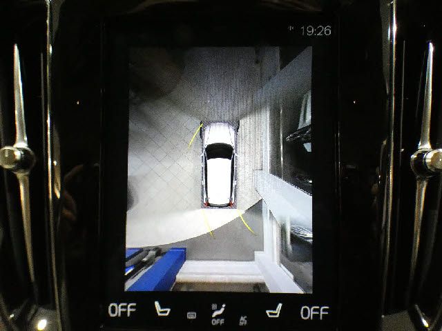VOLVO V60 CROSS COUNTRY