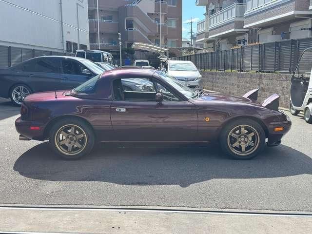 ROADSTER