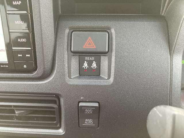 PIXIS van 4WD