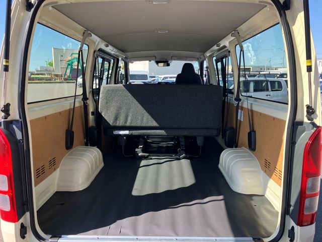 HIACE van 1.2t 2WD