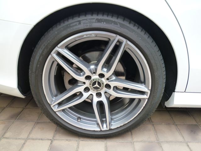 MERCEDES BENZ E class stationwagon
