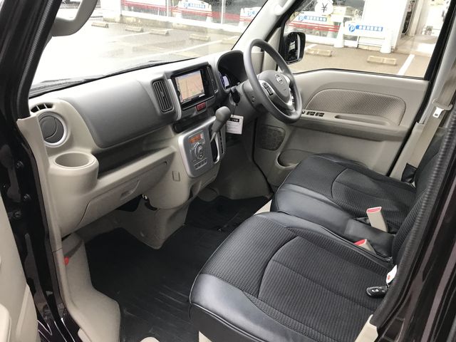 NV100 CLIPPER RIO 4WD
