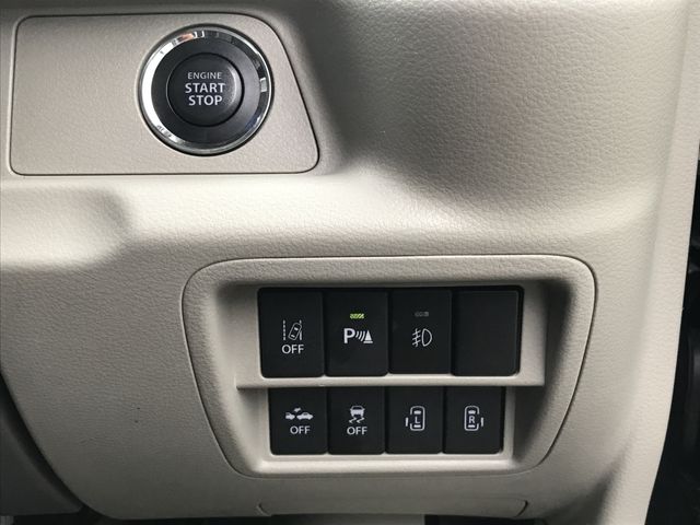 NV100 CLIPPER RIO 4WD
