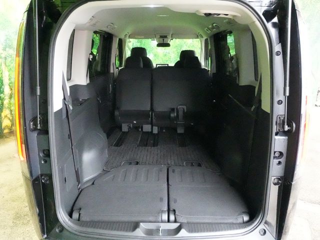 STEPWAGON e:HEV