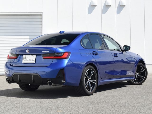 BMW 3 Series sedan