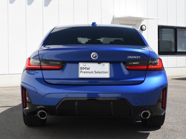BMW 3 Series sedan
