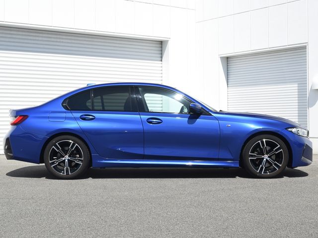 BMW 3 Series sedan