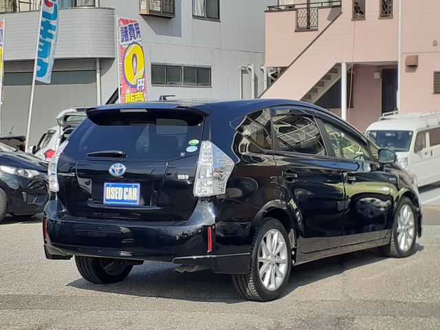 PRIUS Alpha
