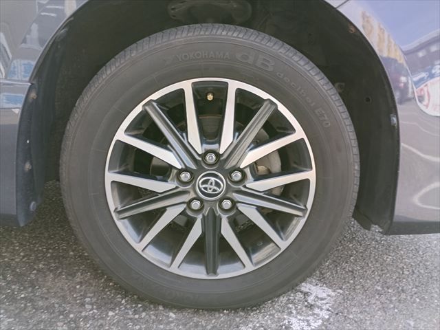 VOXY 4WD